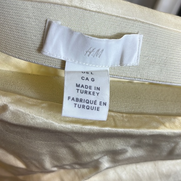 Satin Skirt - Picture 2 of 3